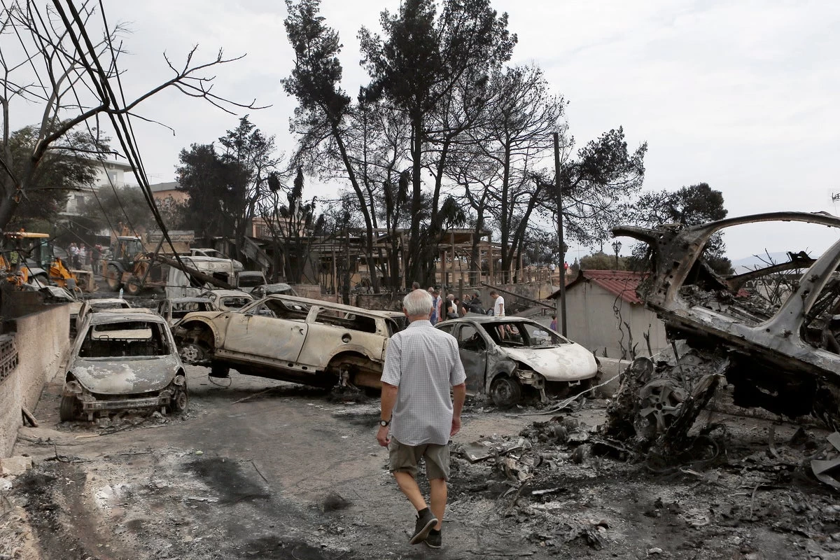 Η κυβέρνηση «κοινωνικής σωτηρίας» των ΣΥΡΙΖΑΝΕΛ άφηνε τους εγκαυματίες από το Μάτι να πληρώνουν τα φάρμακά τους – Το Δημόσιο τα θεωρούσε καλλυντικά!